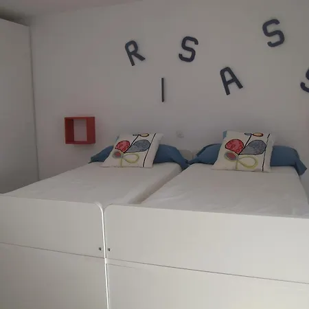 Auremar Apartment *
